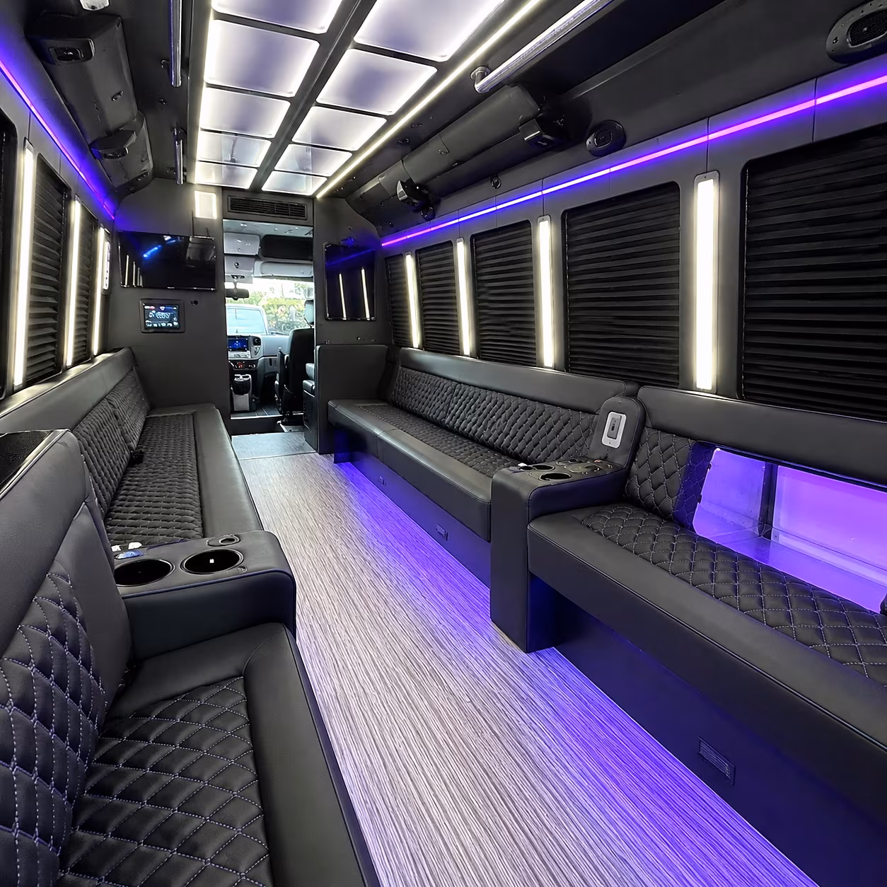 canobie lake park southern new hampshire day trips party bus rental
