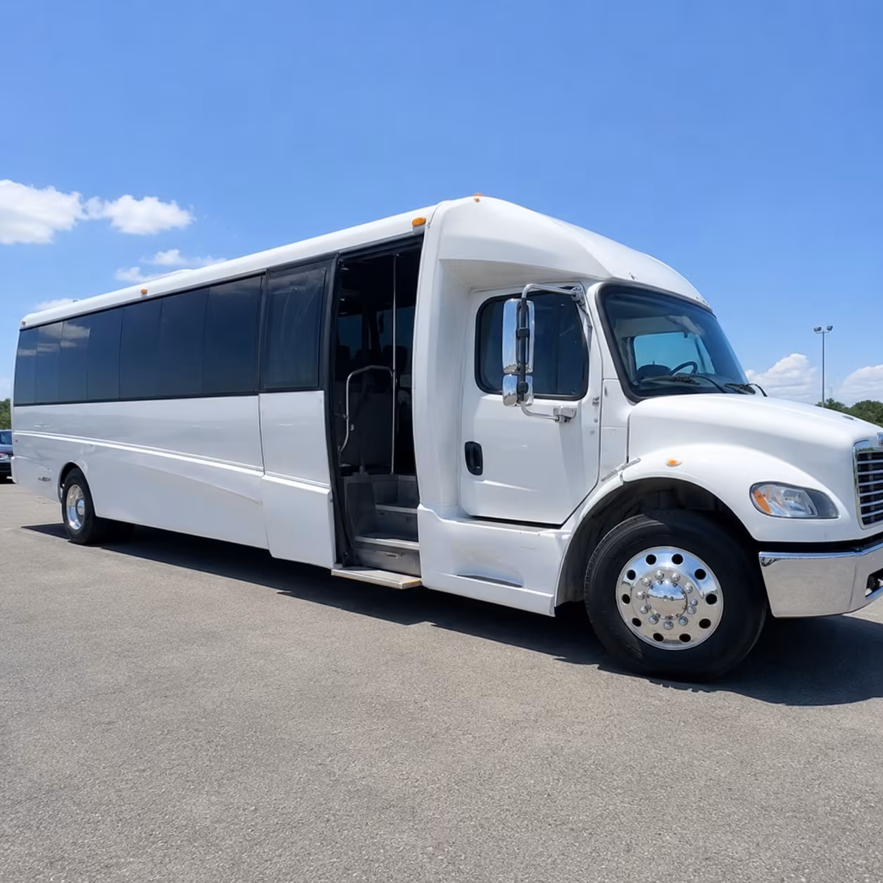 corporate and convention shuttle buses in manchester new hampshire