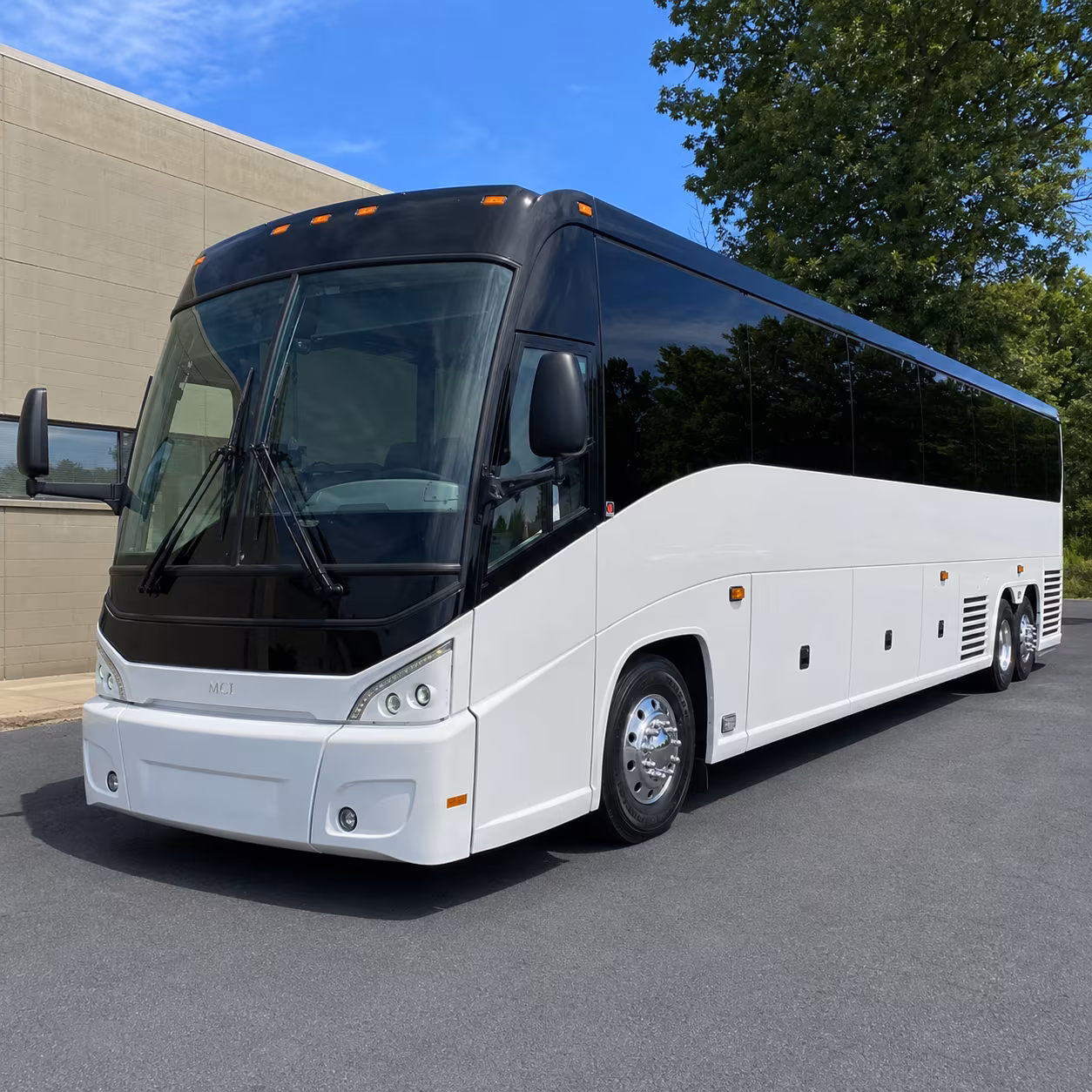 manchester charter bus rentals for millyard and downtown office commutes