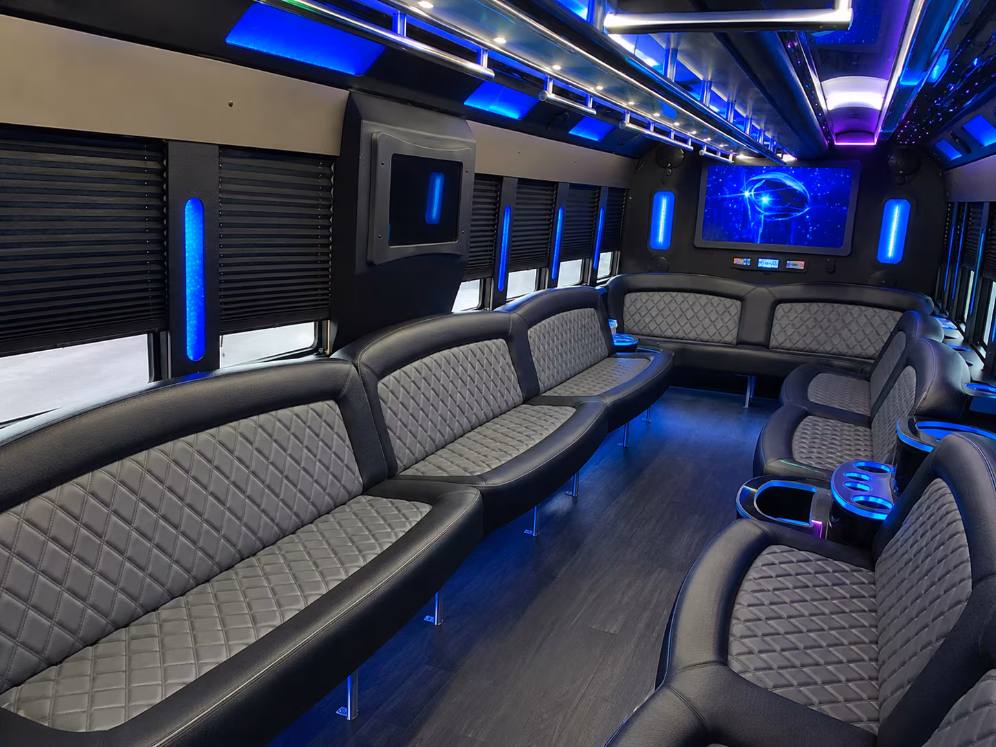 manchester charter buses