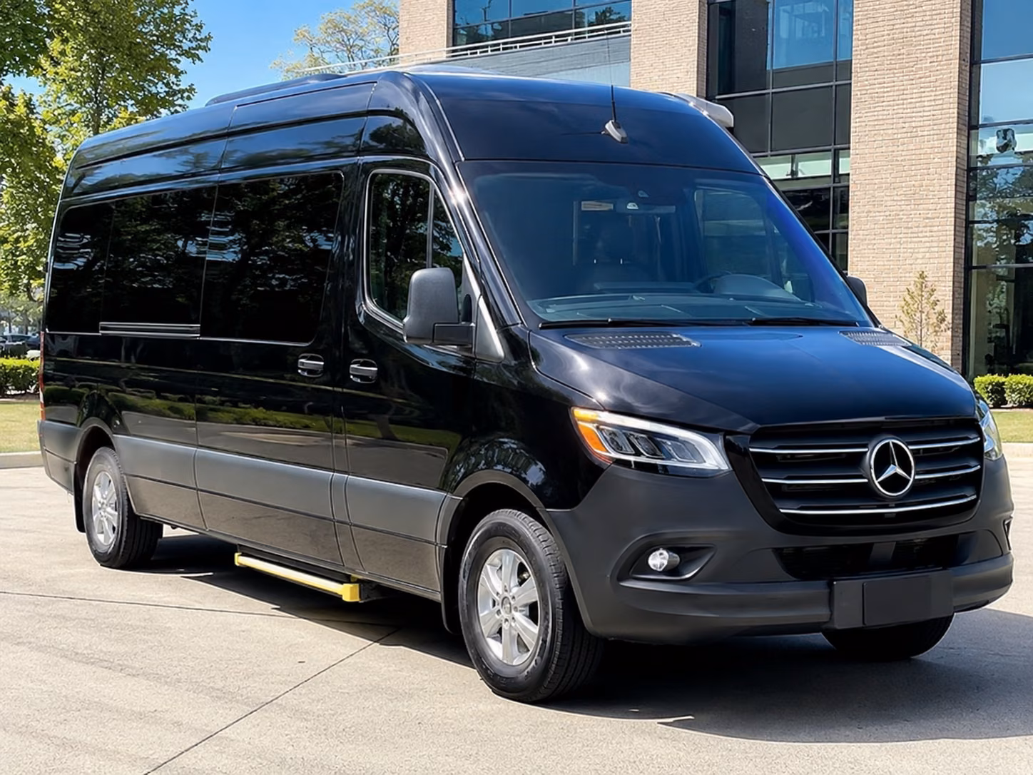 manchester sprinter limousine